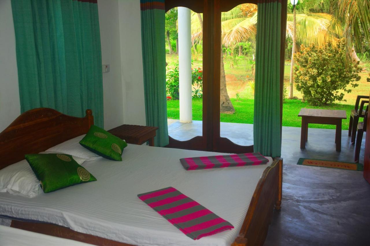 Hideaway Homestay Habarana Exteriör bild