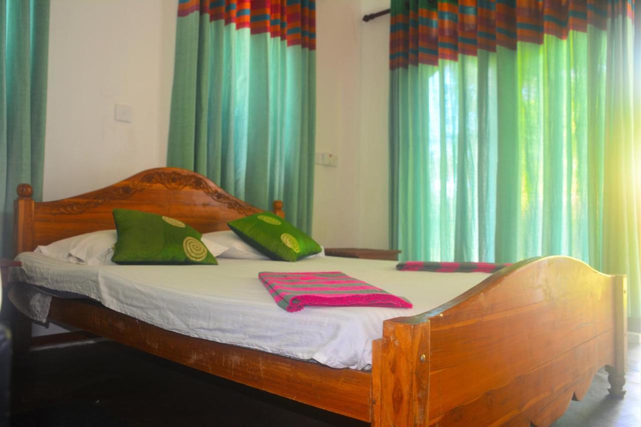 Hideaway Homestay Habarana Exteriör bild